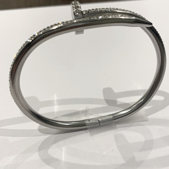 Nail design Bracelet - Picture 1 of 1